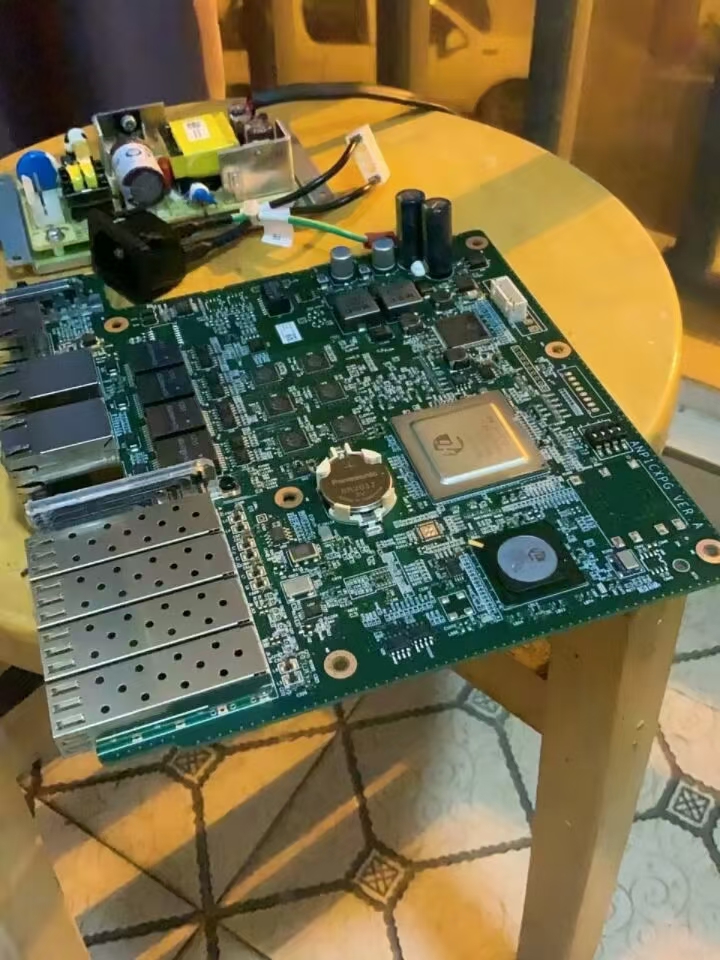 PCB設計電壓調節模塊擴頻頻率調制可降低EMI